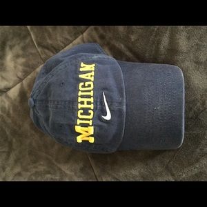 Nike Michigan hat